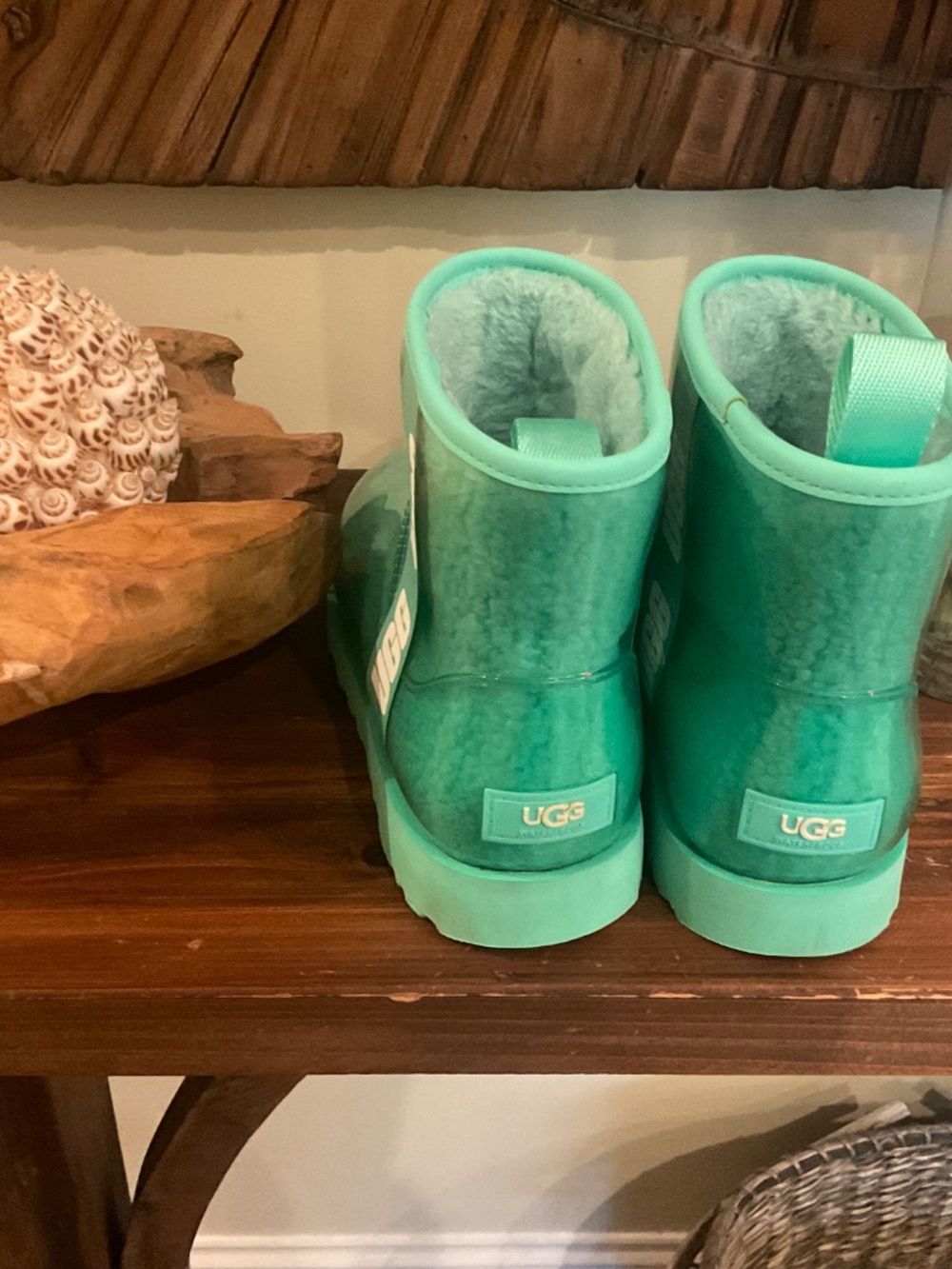 UGG Women’s Classic Clear Mini Boots , Color Tide Pool, Size 9 - Picture 3 of 6